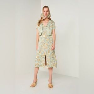 Floral dress with matching cardigan. Size L. NWT